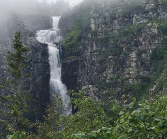 Sveriges högsta vattenfall Njupeskär
